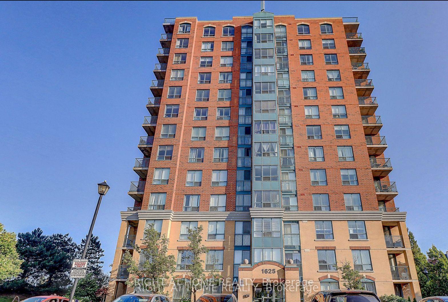 Front of Unit 404, 1625 Pickering Parkway