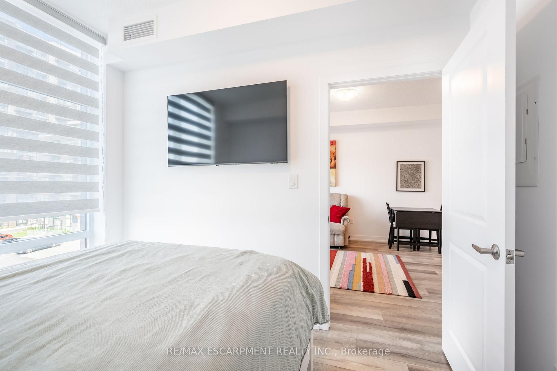 Photo 20 of Unit 324, 470 Dundas Street E, Hamilton, Waterdown — HOMEH