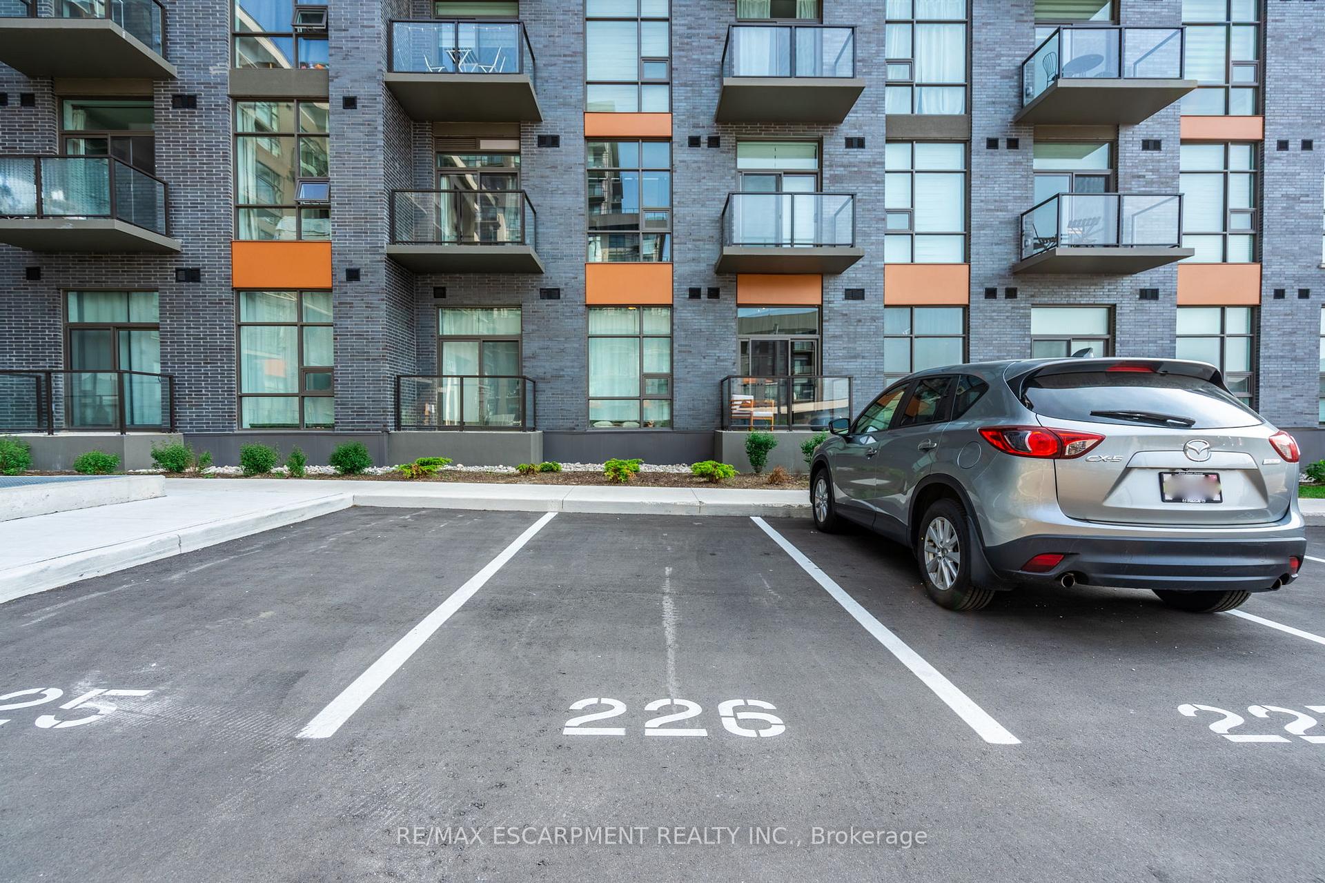 Photo 25 of Unit 324, 470 Dundas Street E, Hamilton, Waterdown — HOMEH