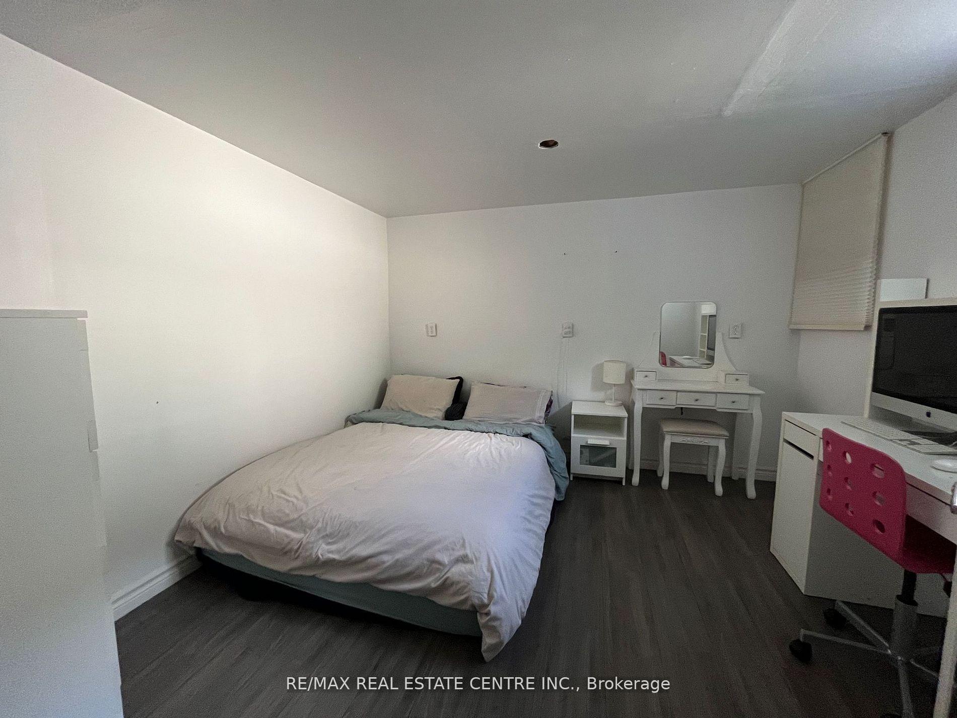 Photo 24 of 579 Woodlawn Road E, Guelph, Victoria North — HOMEH