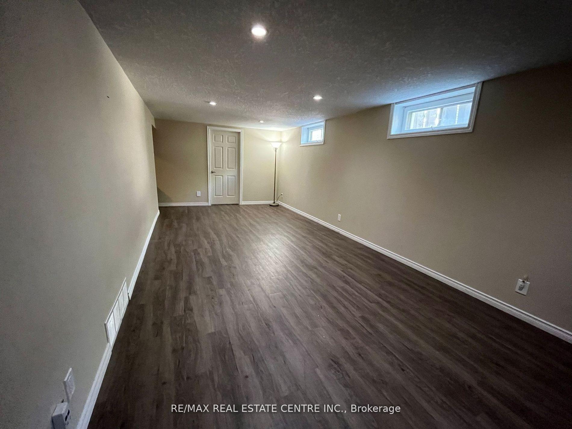 Photo 27 of 579 Woodlawn Road E, Guelph, Victoria North — HOMEH