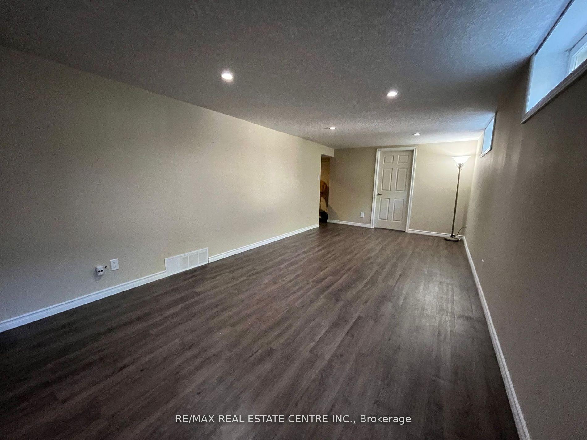 Photo 28 of 579 Woodlawn Road E, Guelph, Victoria North — HOMEH