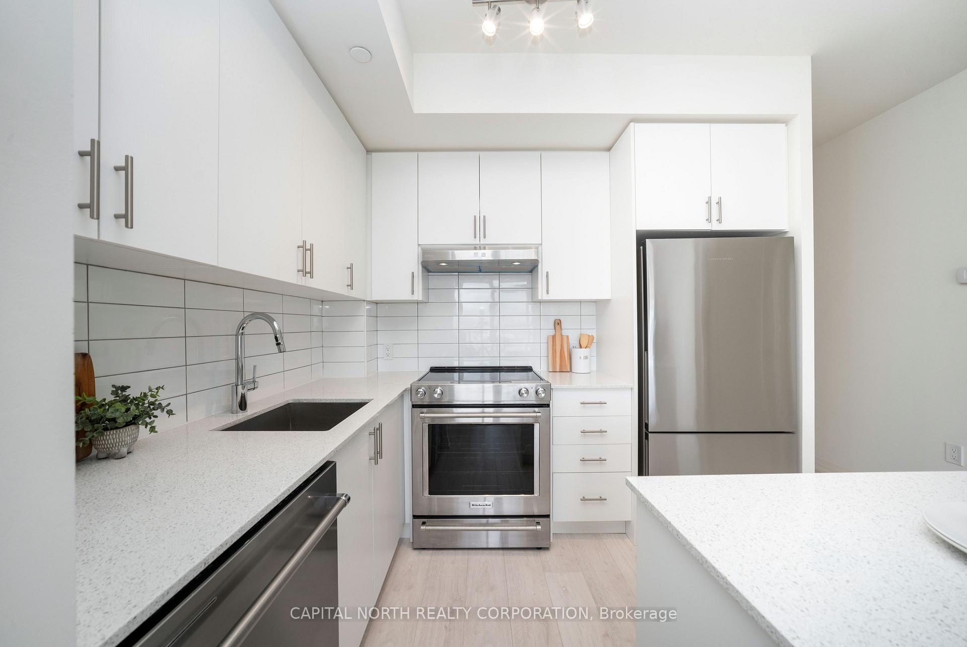 Photo 2 of Unit 1510, 9000 Jane Street, Vaughan, Vellore Village — HOMEH
