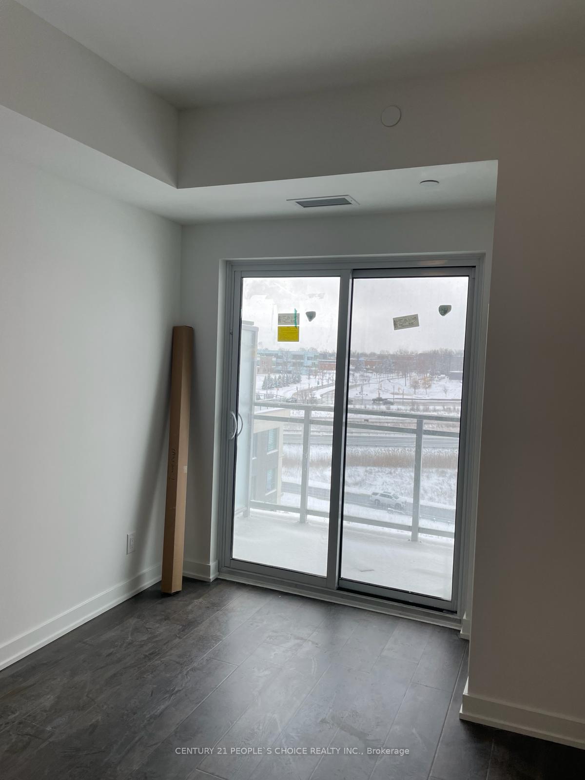 Photo 9 of Unit 1012, 56 Lakeside Terrace, Barrie, Little Lake — HOMEH