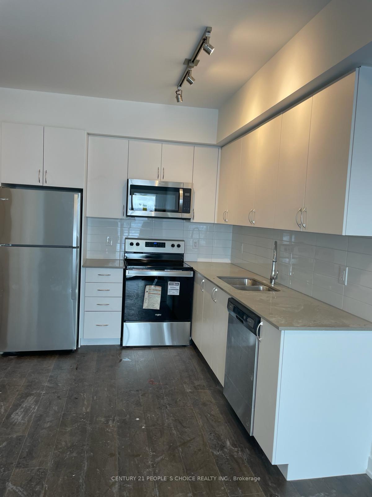 Photo 3 of Unit 1012, 56 Lakeside Terrace, Barrie, Little Lake — HOMEH