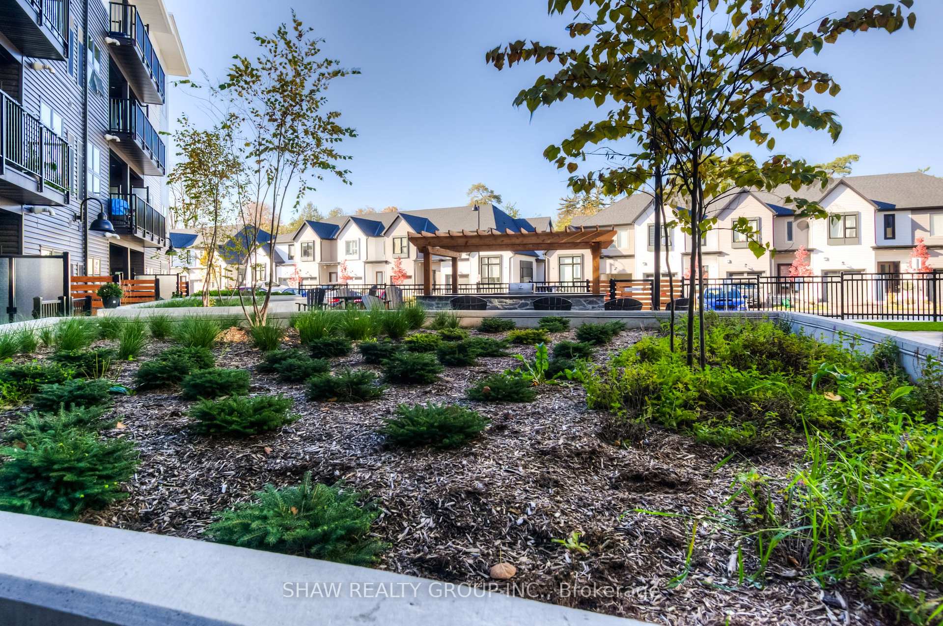 Photo 11 of Unit 430, 110 Fergus Avenue, Kitchener, Stanley Park — HOMEH