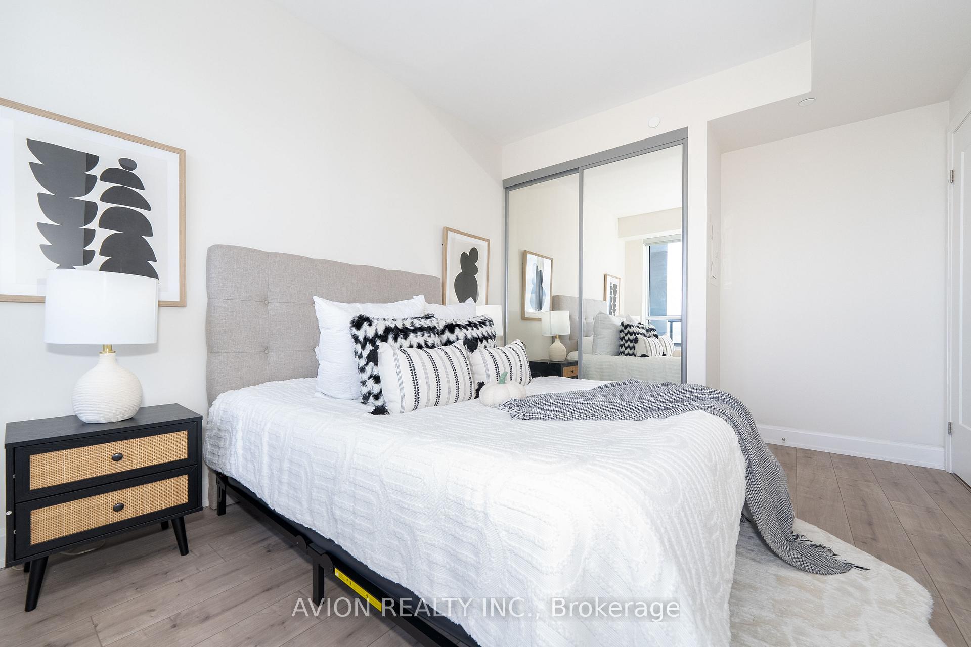 Photo 8 of Unit 1909, 38 Water Walk Drive, Markham, Unionville — HOMEH