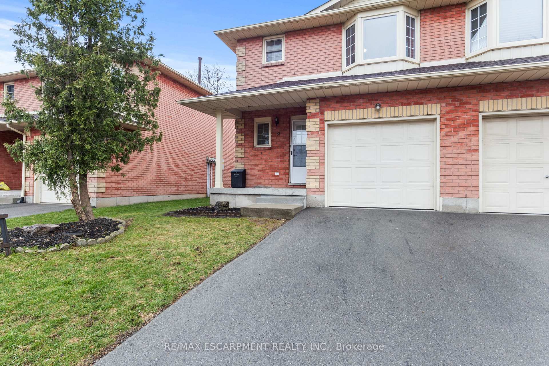Photo 16 of Unit 9, 280 Limeridge Road E, Hamilton, Bruleville — HOMEH