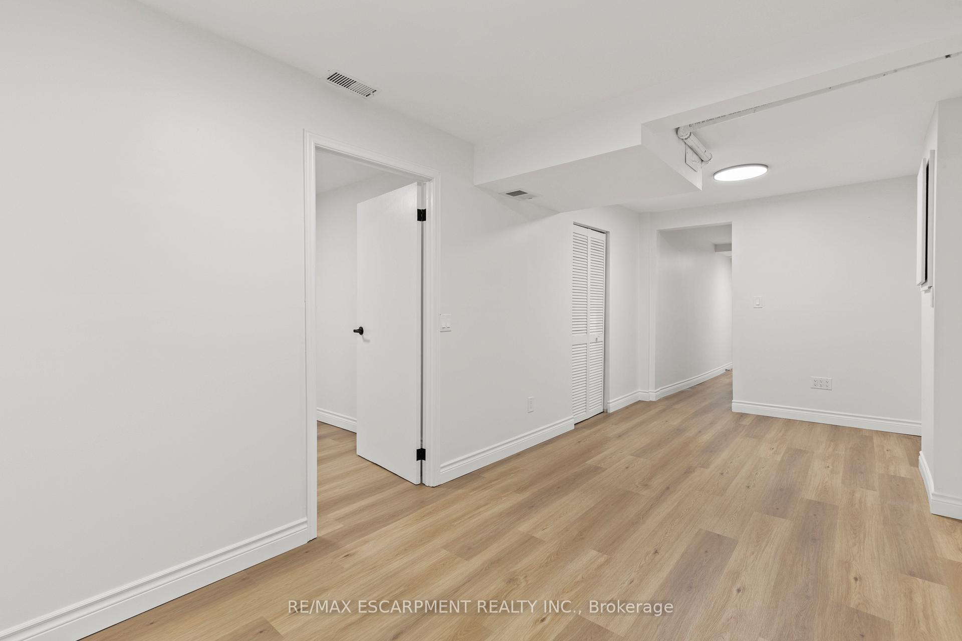 Photo 25 of Unit 9, 280 Limeridge Road E, Hamilton, Bruleville — HOMEH