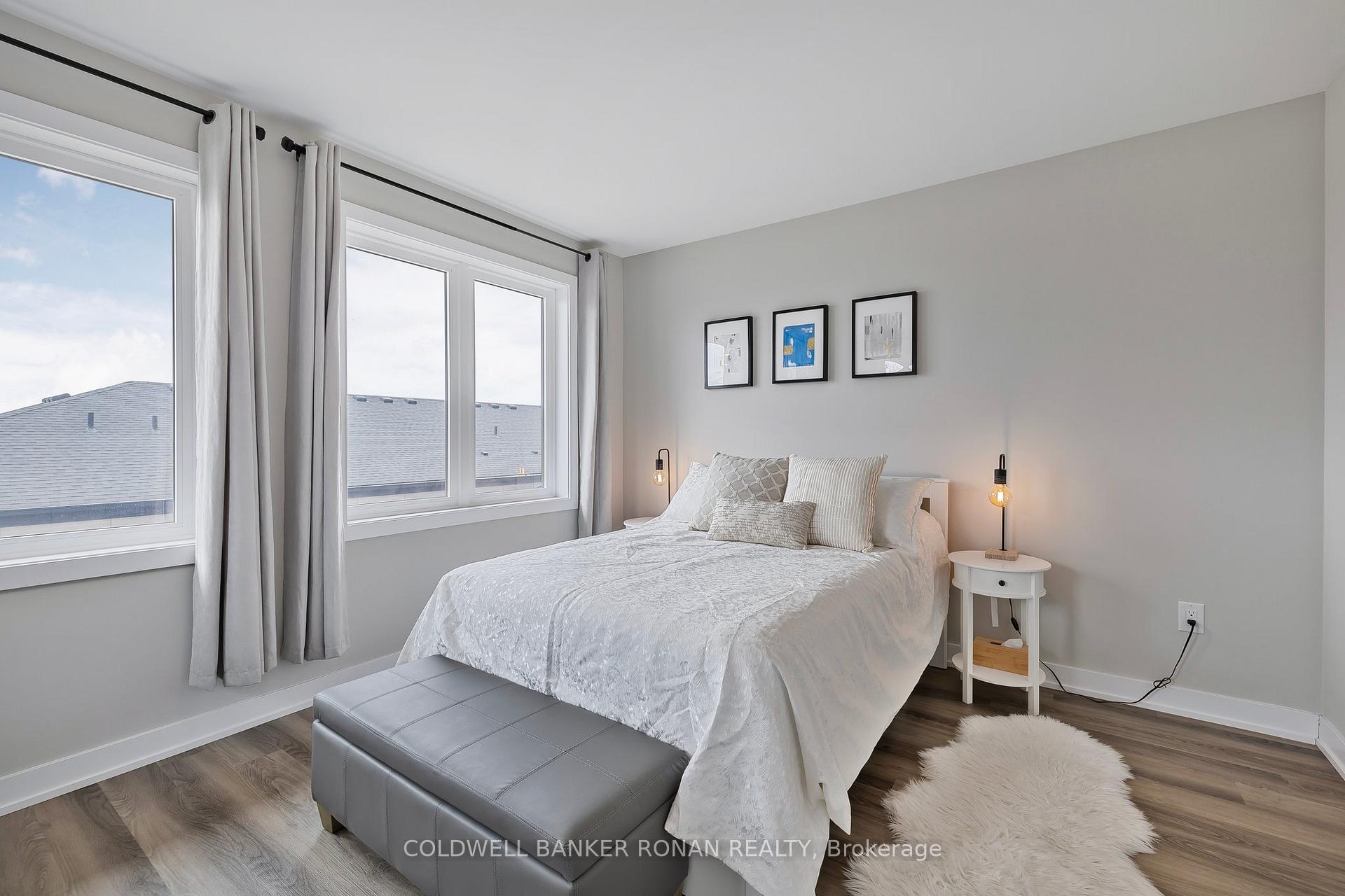 Photo 13 of 15 Wilings Lane, Hamilton, Ancaster — HOMEH