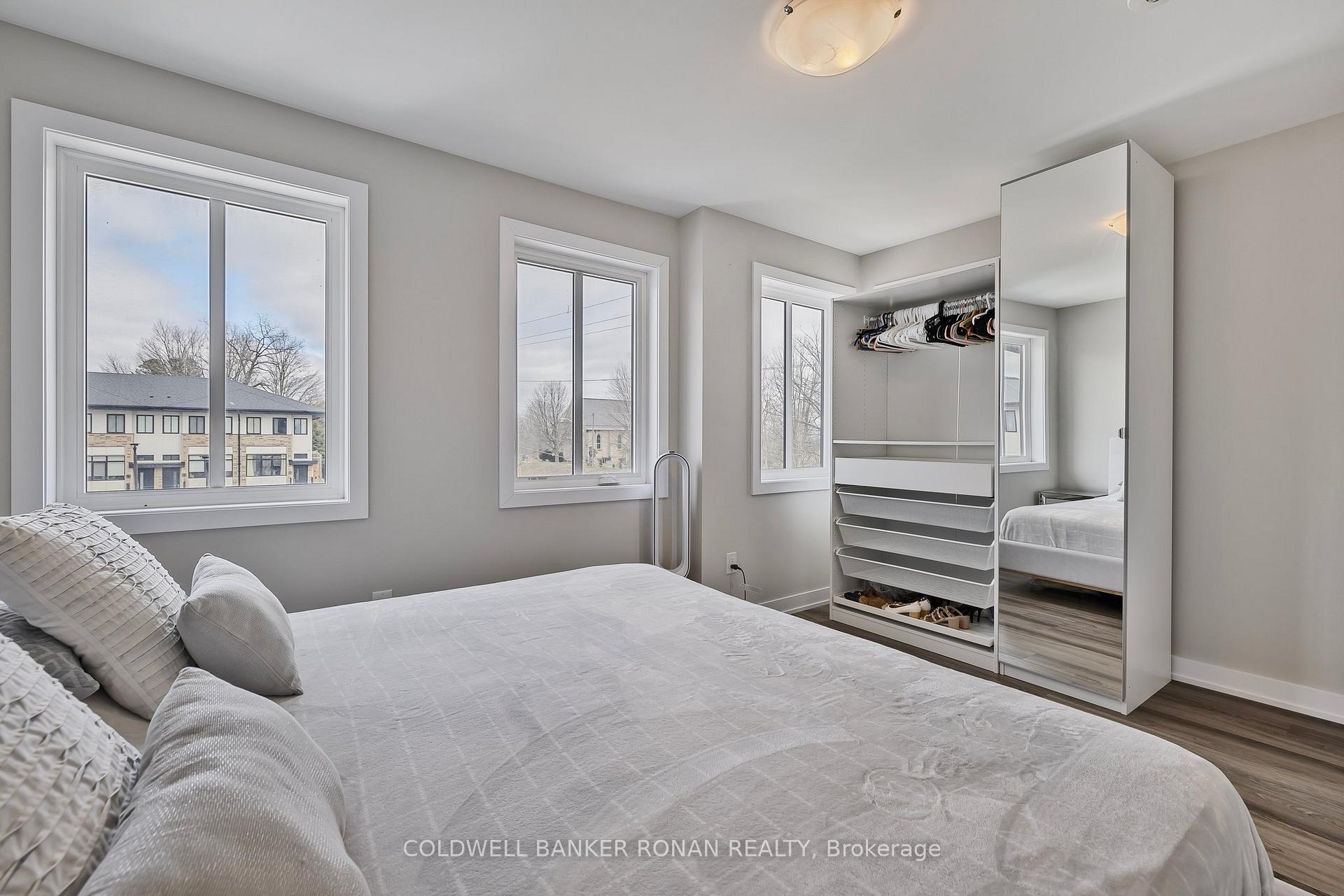 Photo 20 of 15 Wilings Lane, Hamilton, Ancaster — HOMEH