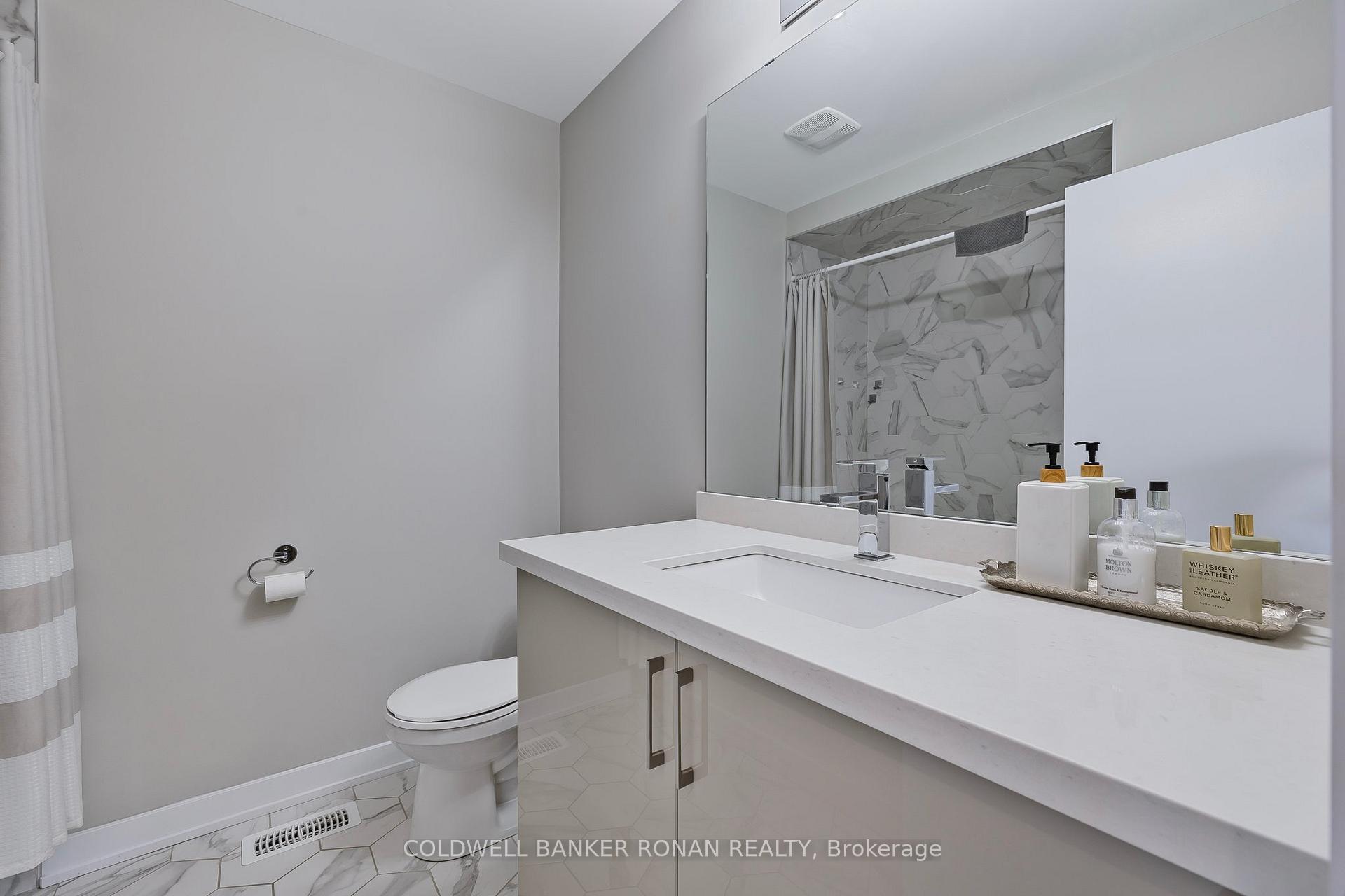 Photo 15 of 15 Wilings Lane, Hamilton, Ancaster — HOMEH