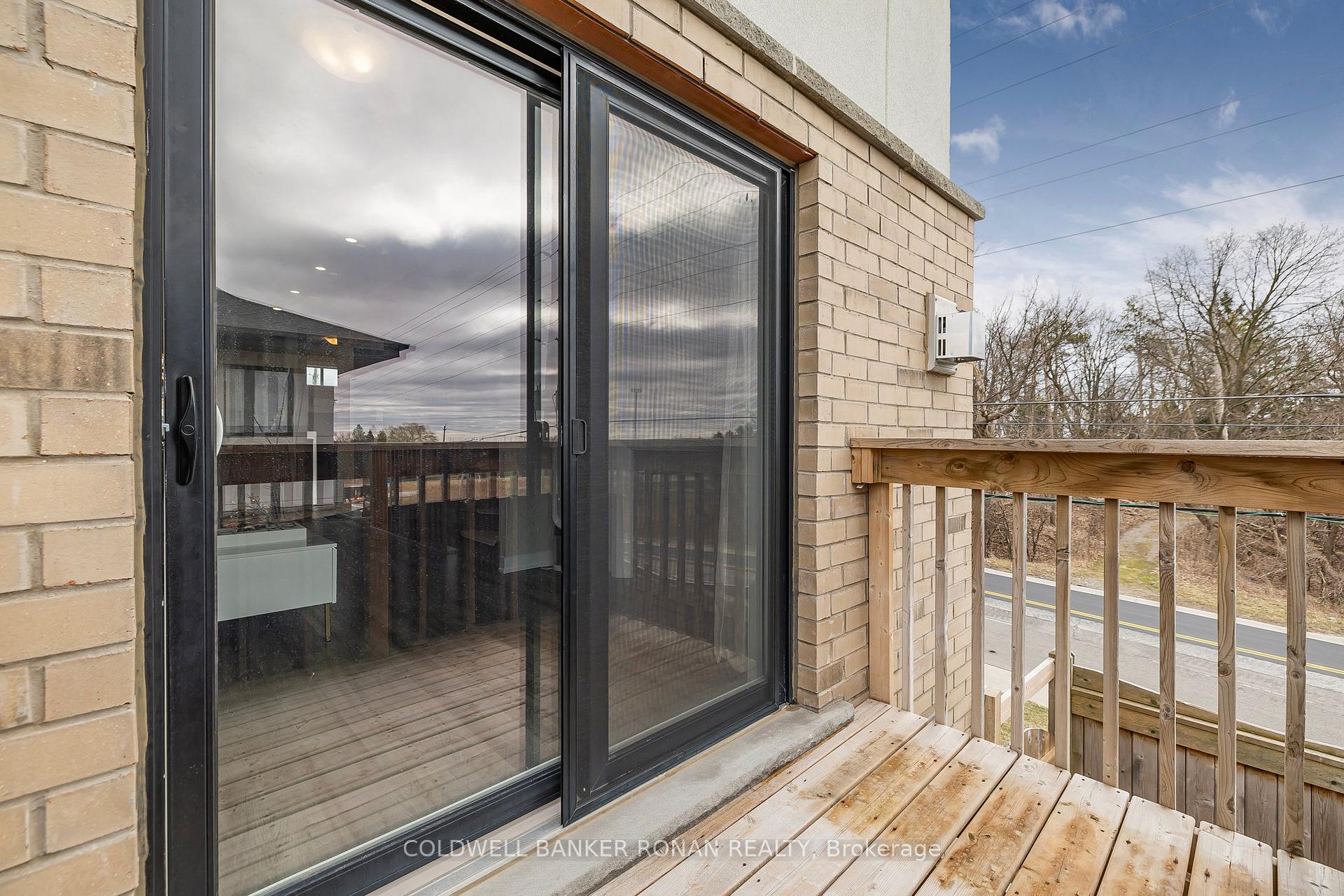 Photo 24 of 15 Wilings Lane, Hamilton, Ancaster — HOMEH
