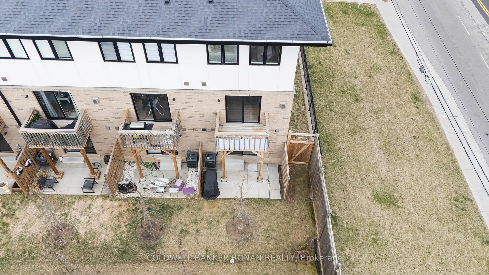 Photo 26 of 15 Wilings Lane, Hamilton, Ancaster — HOMEH