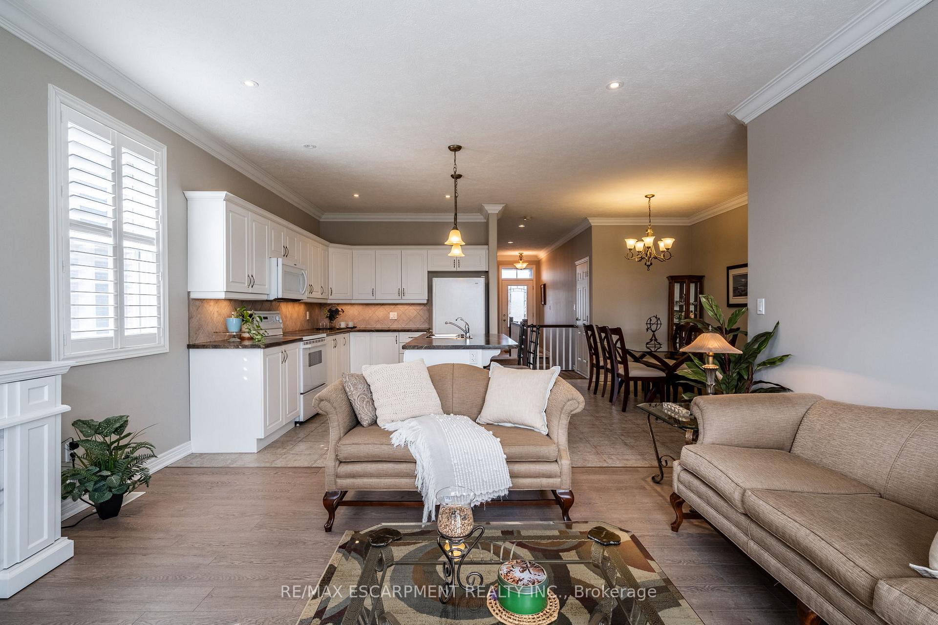 Photo 17 of Unit 10, 244 Dundas Street W, Brant, Paris — HOMEH