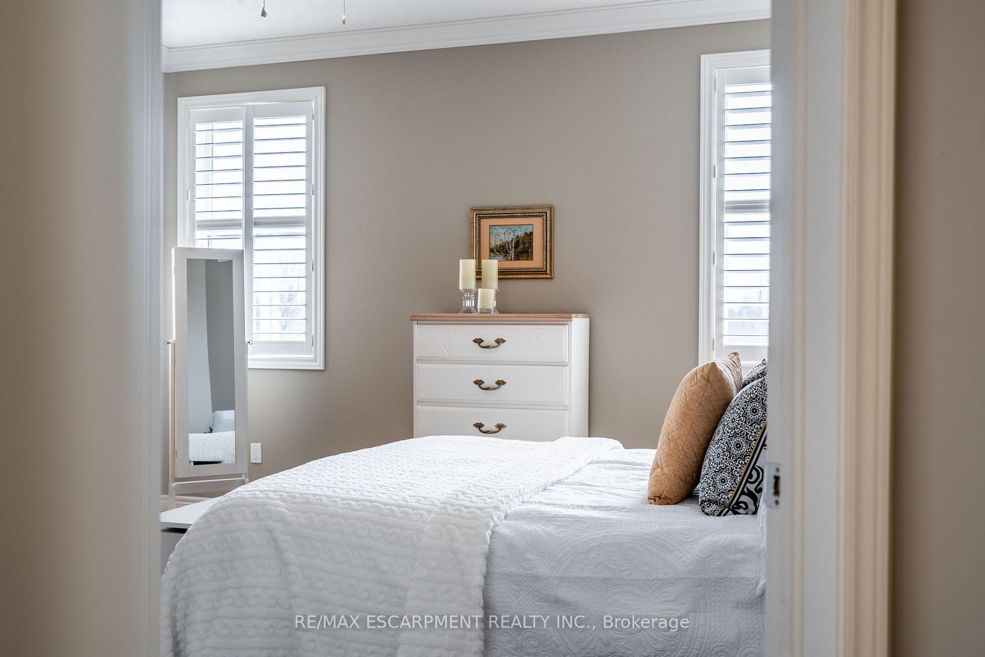 Photo 23 of Unit 10, 244 Dundas Street W, Brant, Paris — HOMEH