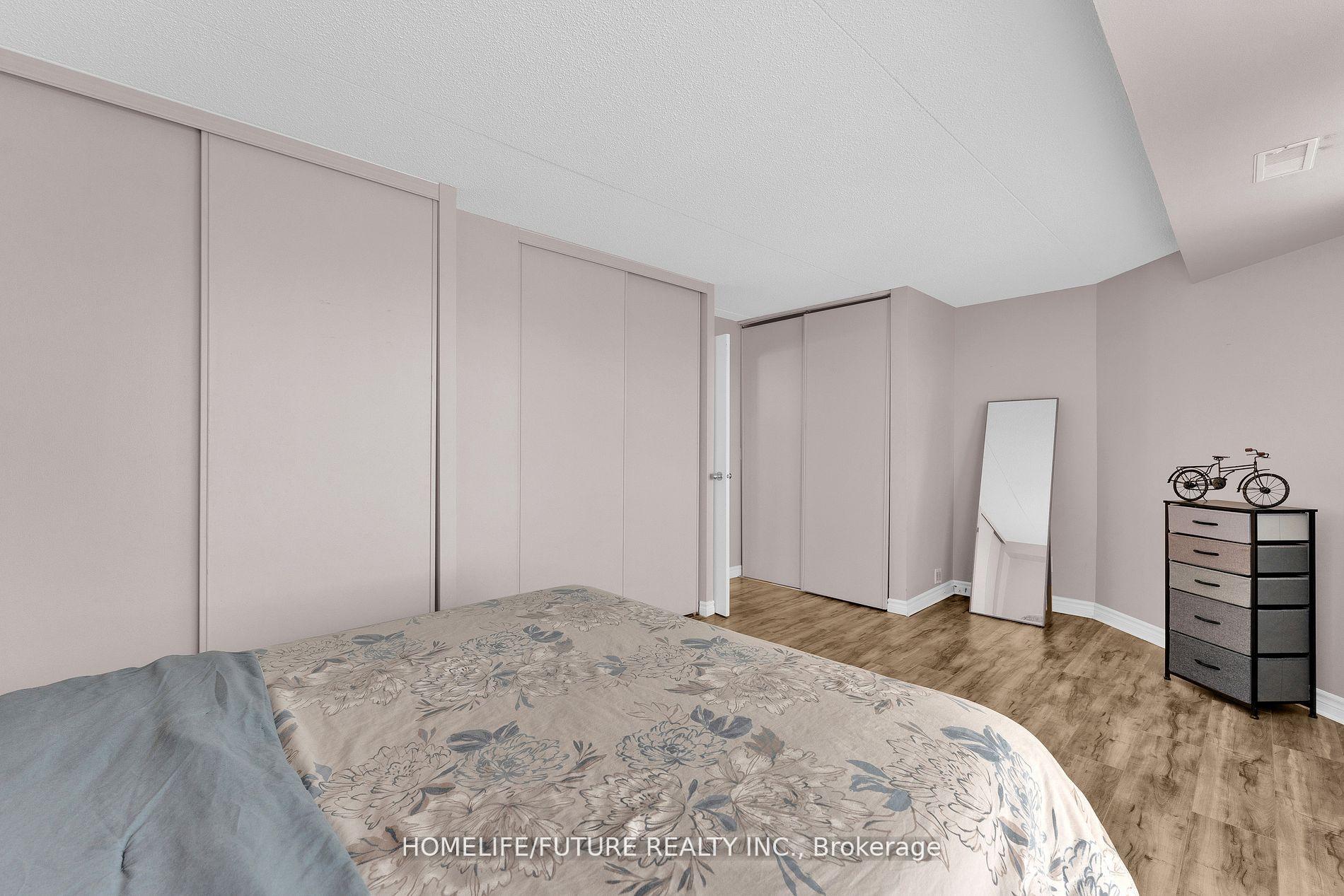 Photo 13 of Unit 3003, 150 Park Street W, Windsor — HOMEH