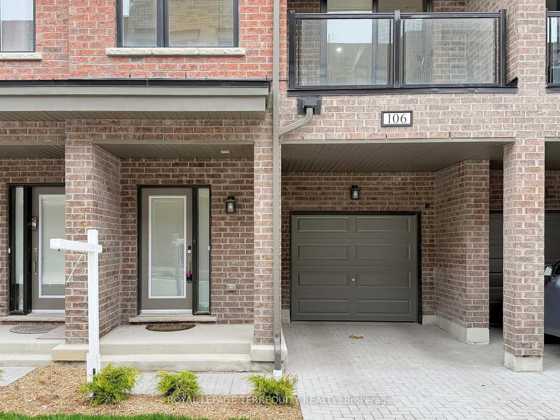 Photo 5 of Unit 106, 1865 Pickering Parkway, Pickering, Village East — HOMEH