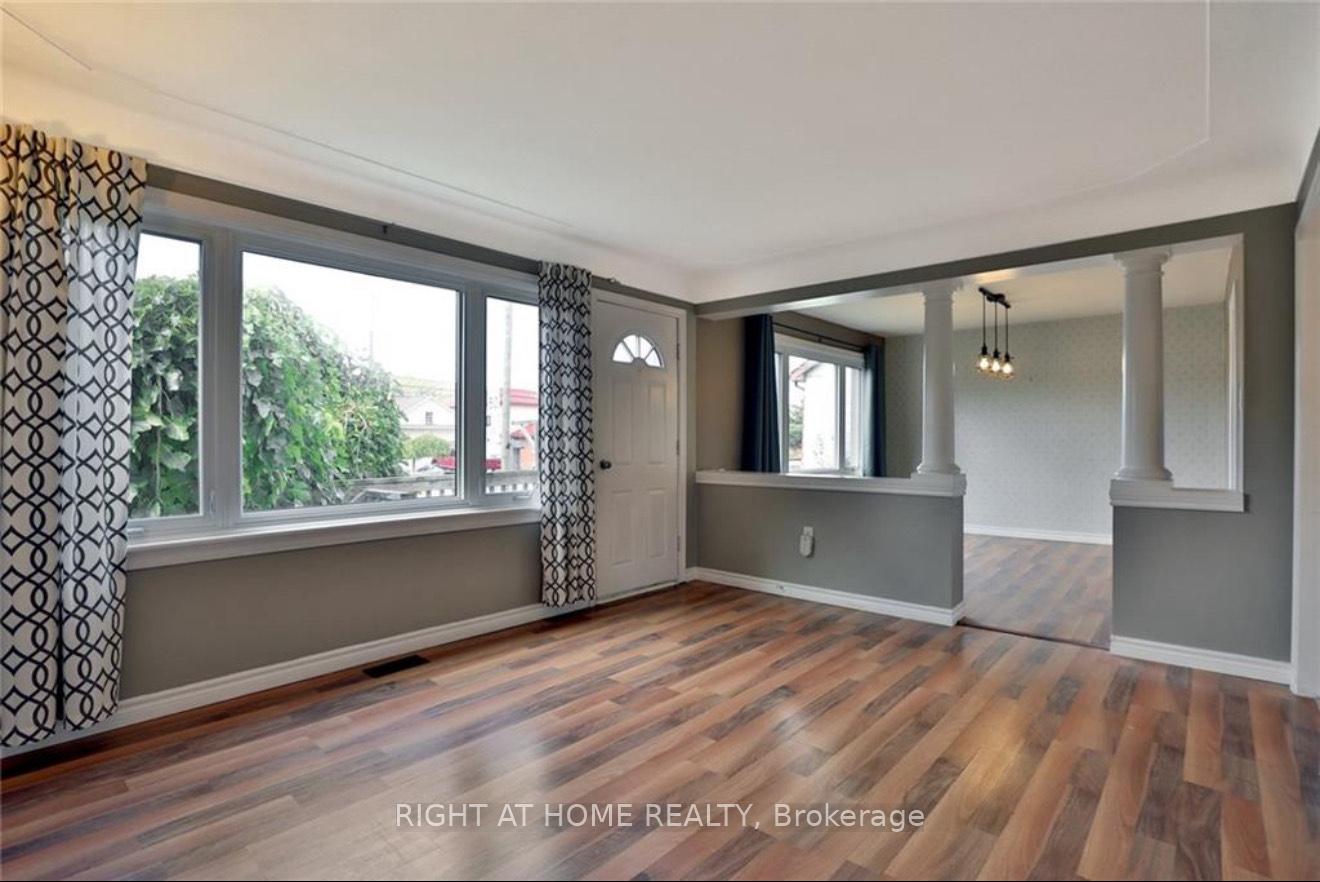 Photo 3 of 202 Millen Road, Hamilton, Stoney Creek — HOMEH