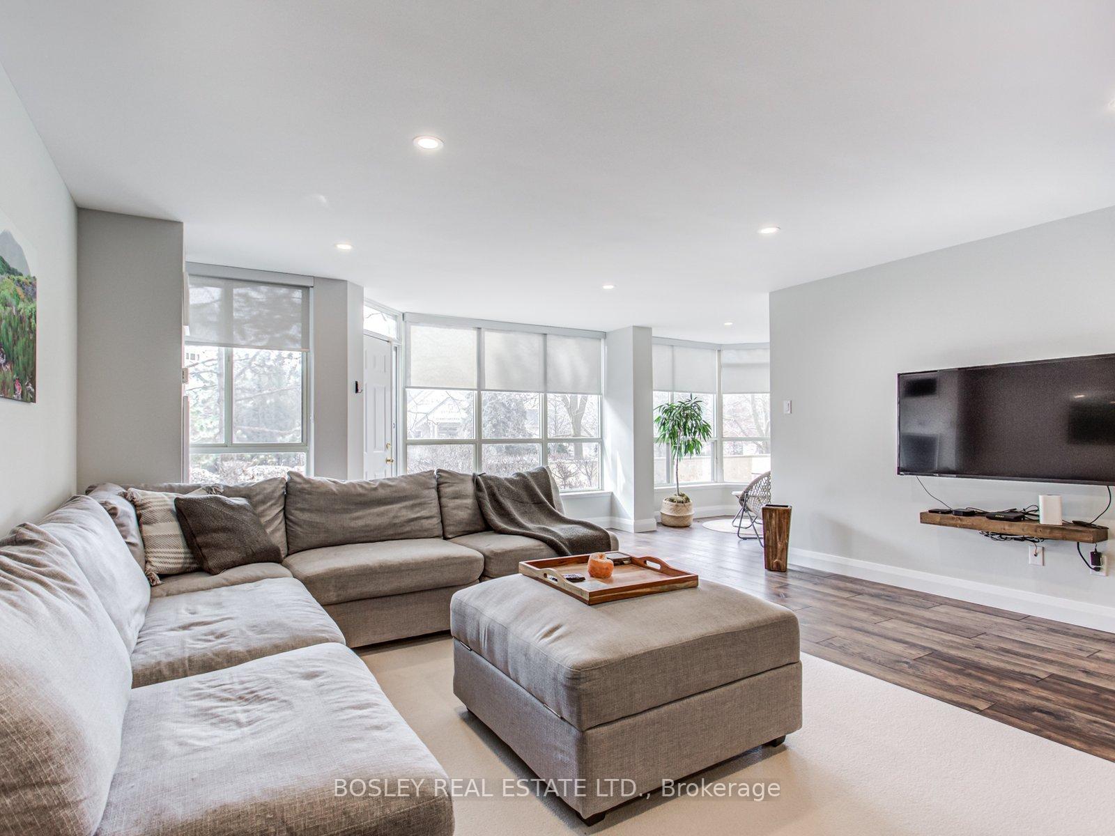 Photo 19 of Unit 110, 14924 Yonge Street, Aurora, Aurora Highlands — HOMEH