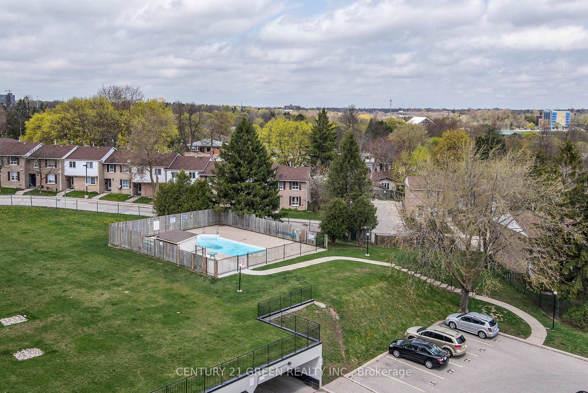 Photo 10 of Unit 702, 1100 Courtland Avenue E, Kitchener — HOMEH