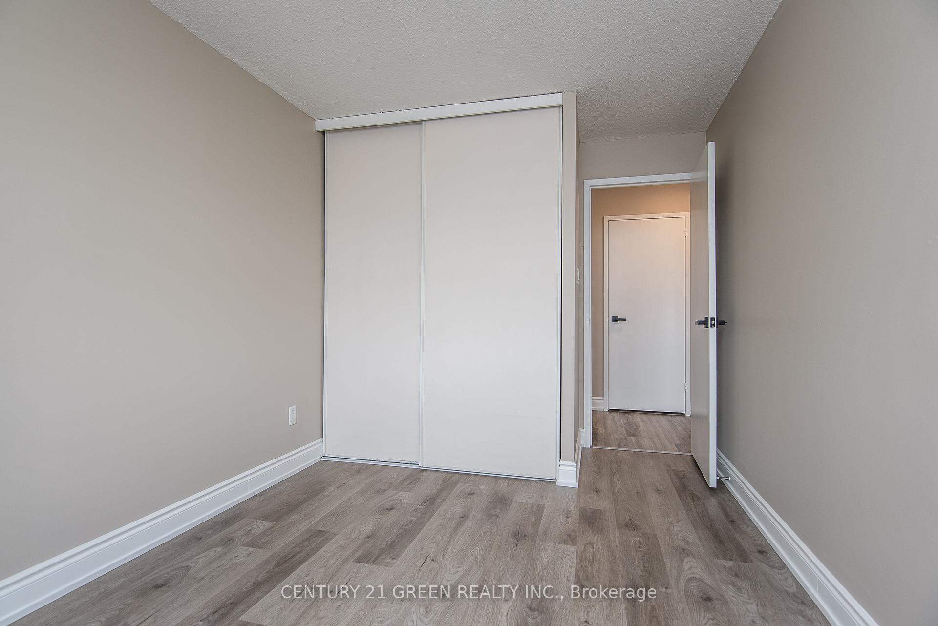 Photo 37 of Unit 702, 1100 Courtland Avenue E, Kitchener — HOMEH
