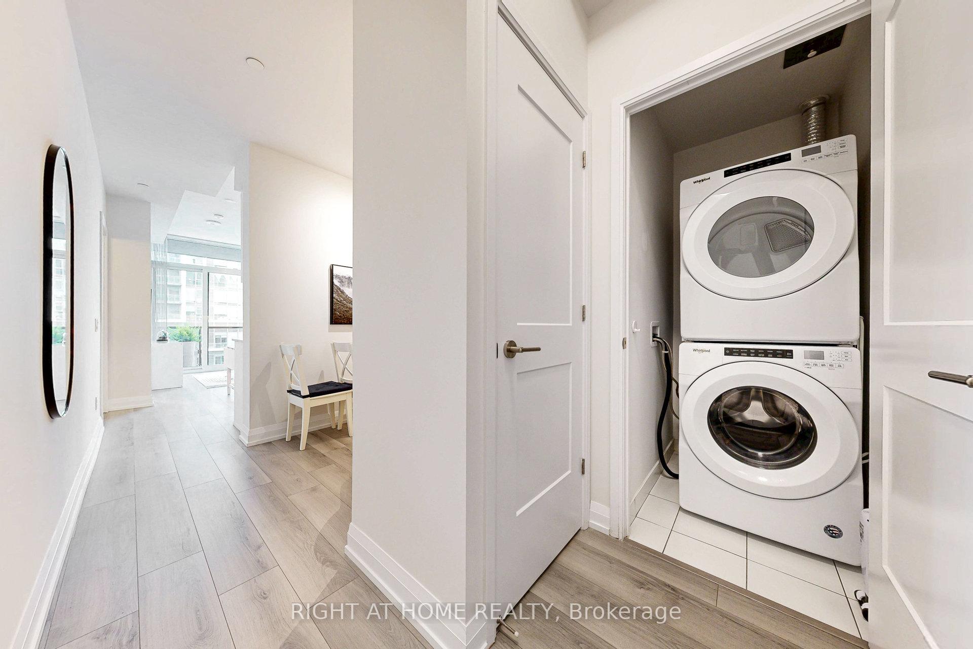 Photo 7 of Unit 907, 7895 Jane Street, Vaughan, Concord — HOMEH