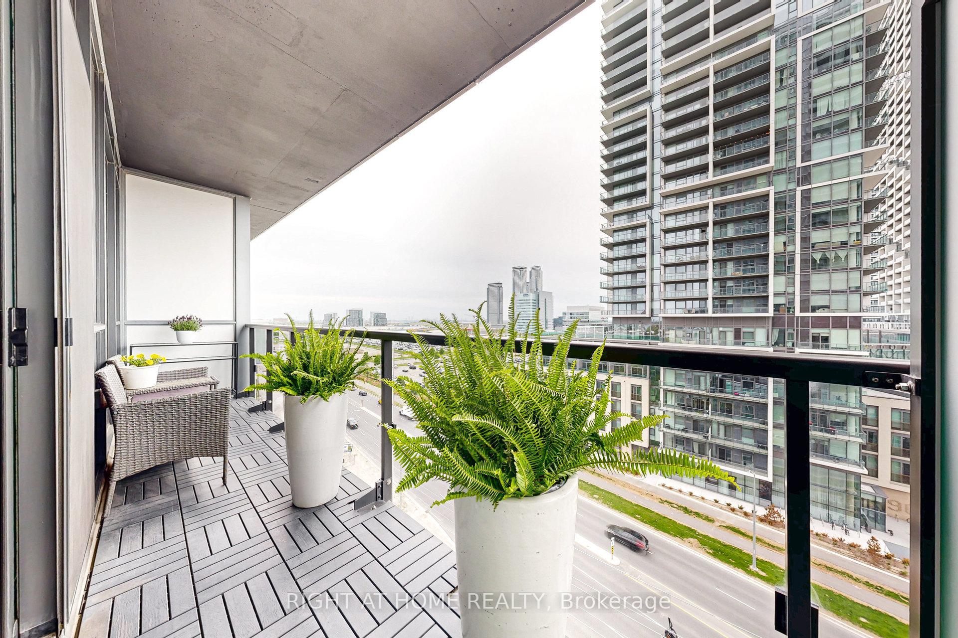 Photo 11 of Unit 907, 7895 Jane Street, Vaughan, Concord — HOMEH