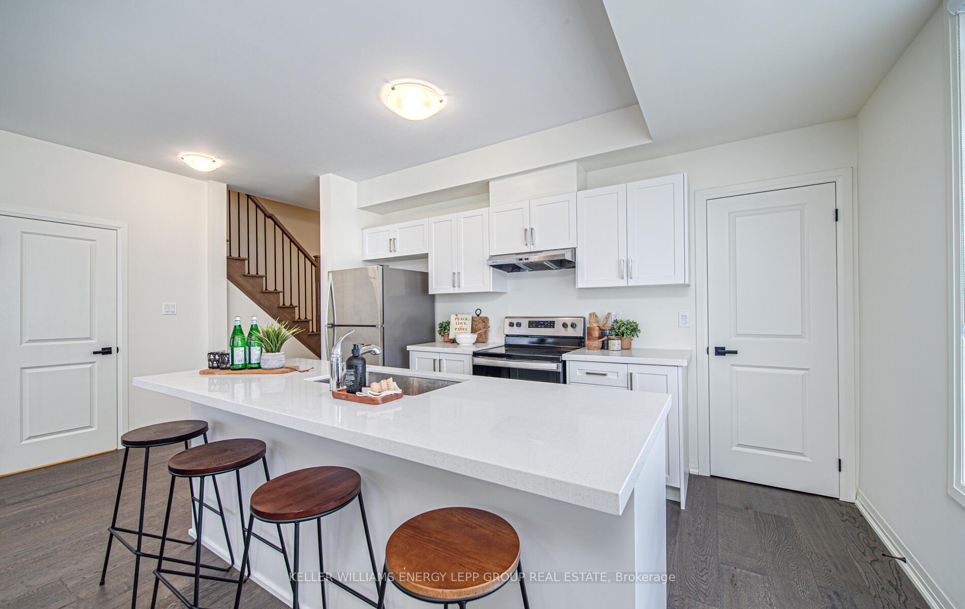 Photo 7 of 40 Emmas Way, Whitby, Taunton North — HOMEH