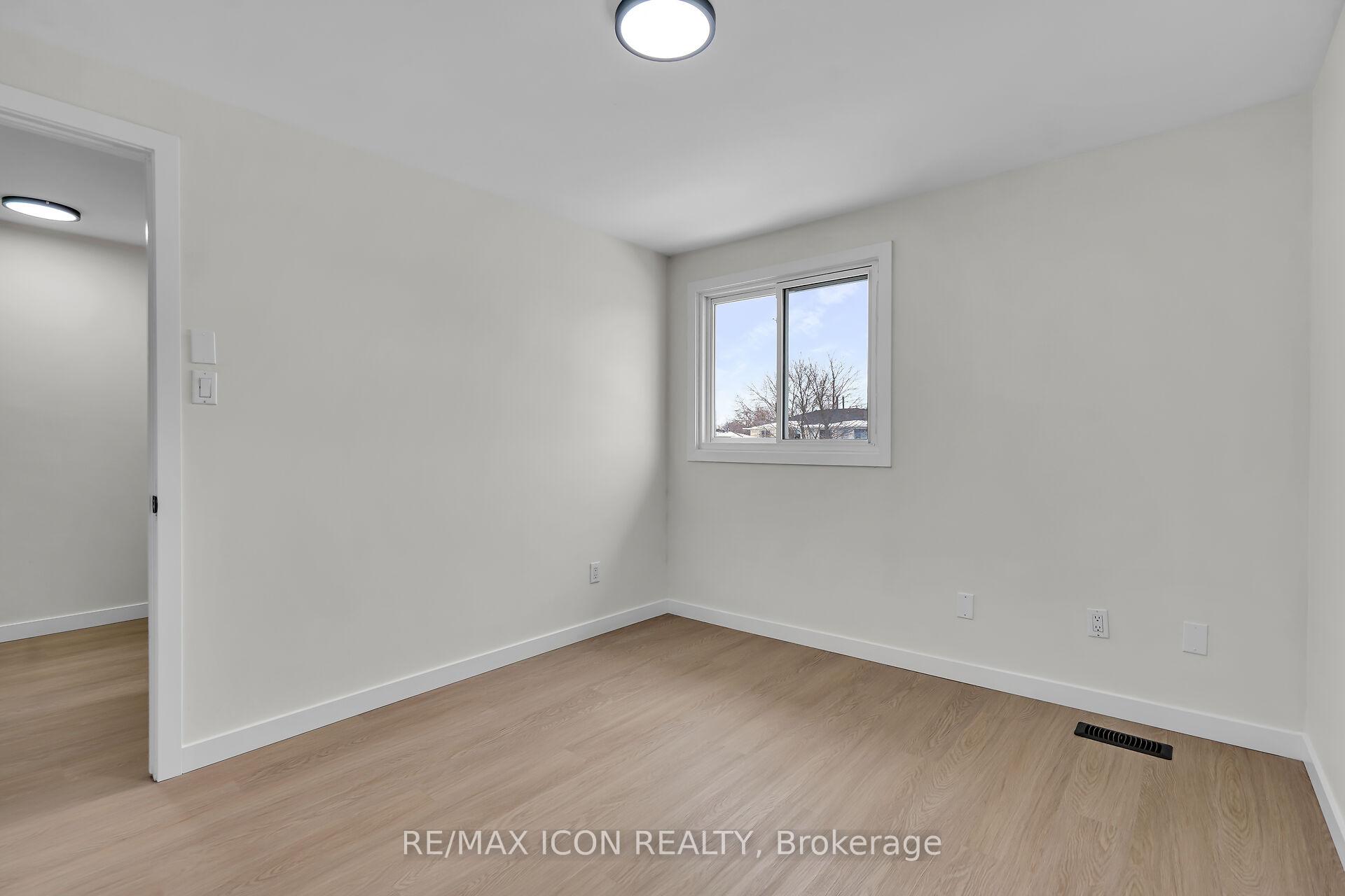 Photo 12 of Unit 3, 82 Finch Drive, Sarnia — HOMEH
