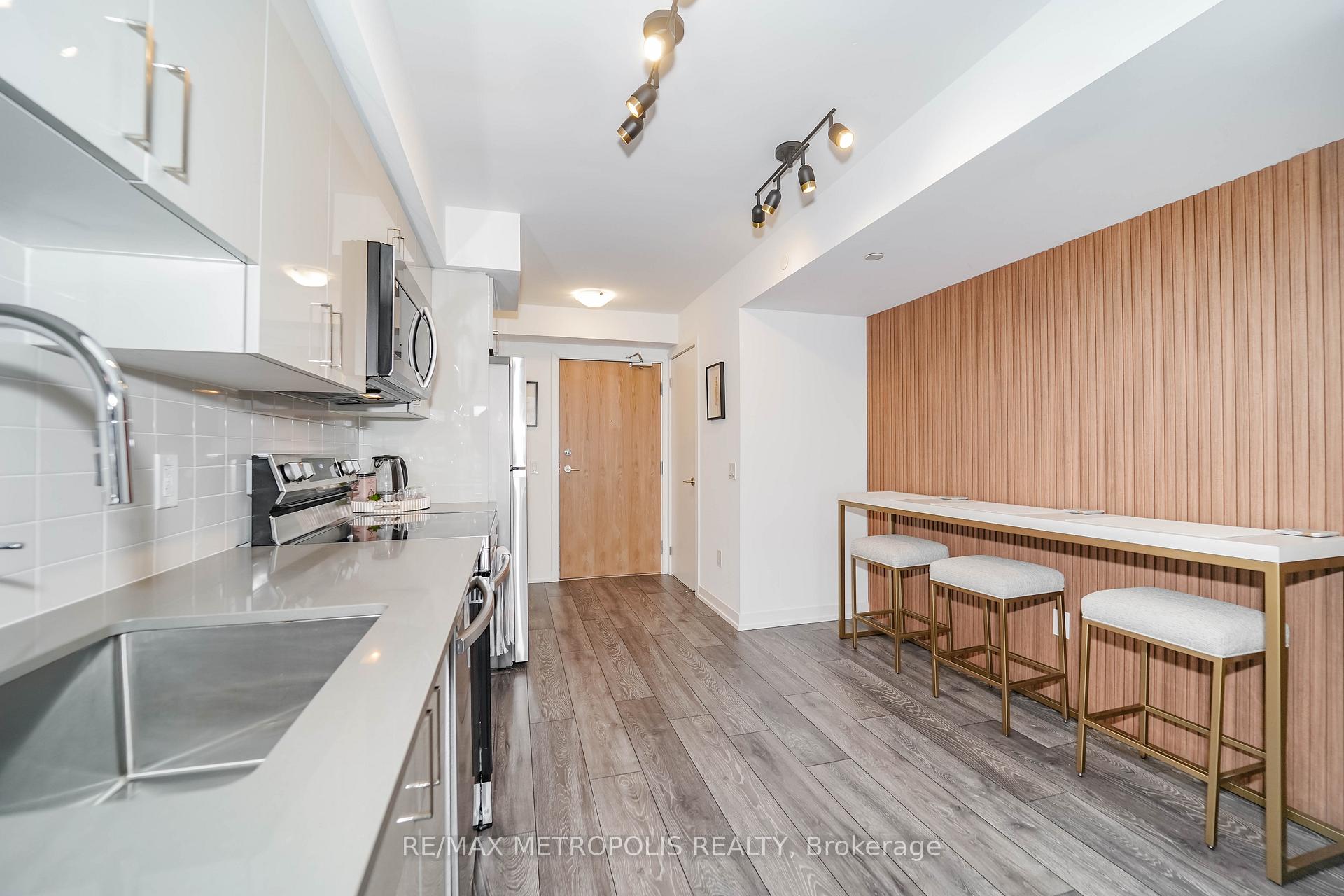 Photo 5 of Unit 305, 1455 Celebration Drive, Pickering, Bay Ridges — HOMEH