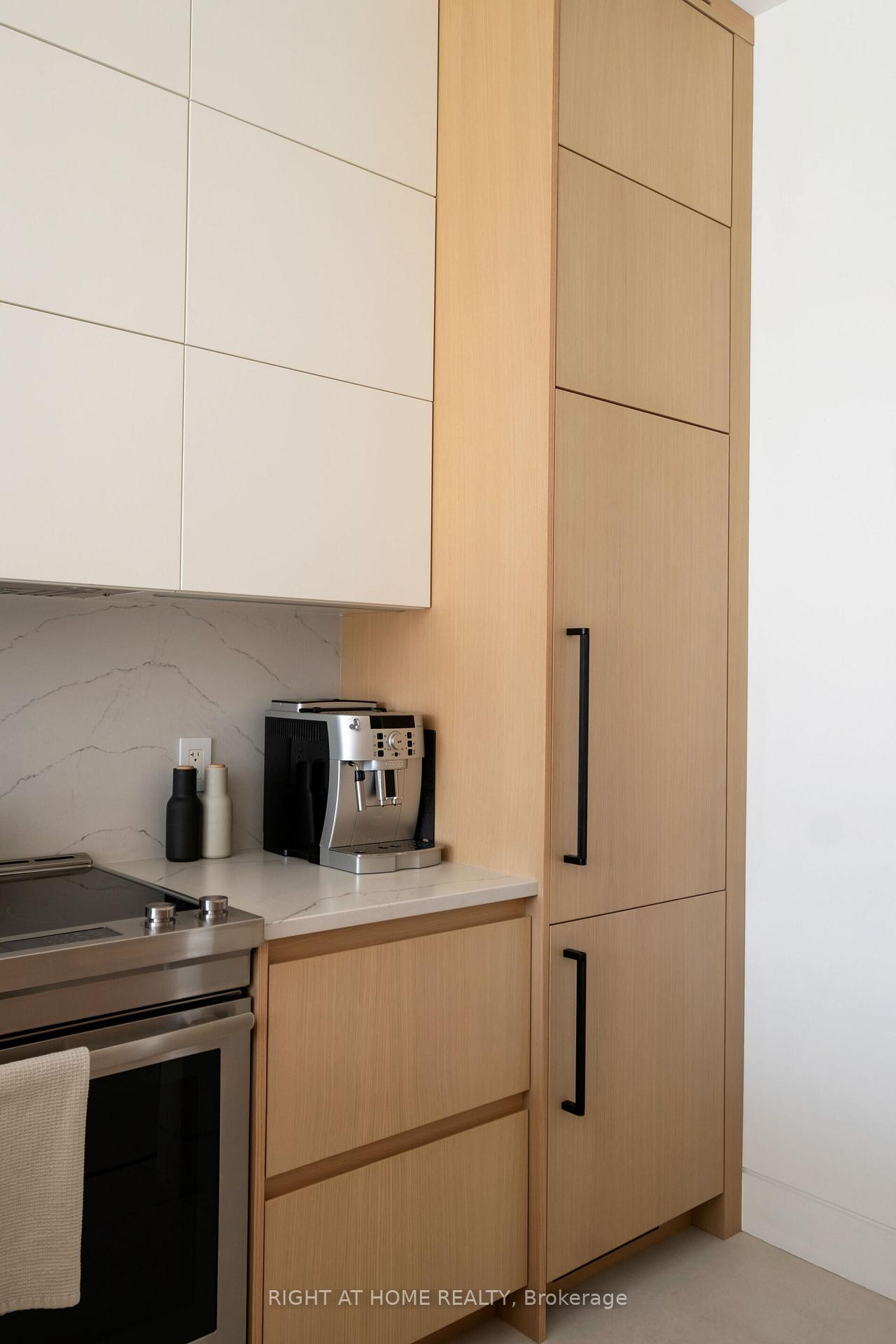 Photo 7 of Unit TH3, 1048 Broadview Avenue, Toronto, Broadview North — HOMEH