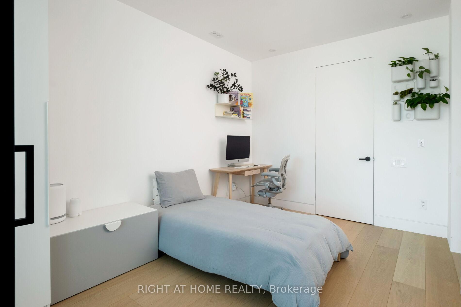 Photo 19 of Unit TH3, 1048 Broadview Avenue, Toronto, Broadview North — HOMEH