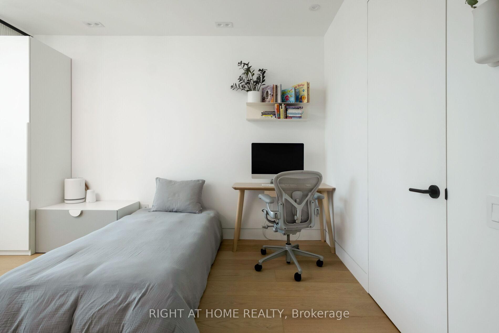 Photo 31 of Unit TH3, 1048 Broadview Avenue, Toronto, Broadview North — HOMEH