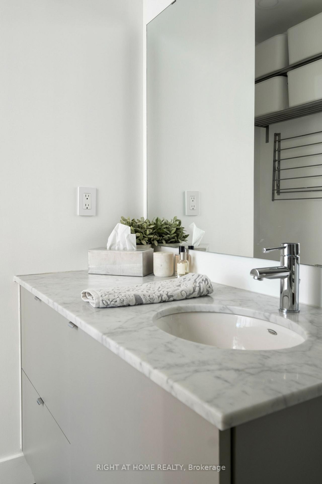 Photo 22 of Unit TH3, 1048 Broadview Avenue, Toronto, Broadview North — HOMEH