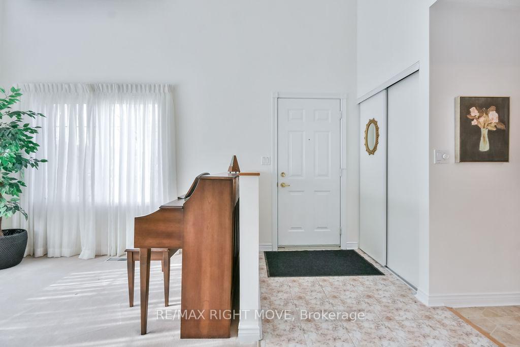 Photo 6 of Unit 304, 30 Museum Drive, Orillia — HOMEH