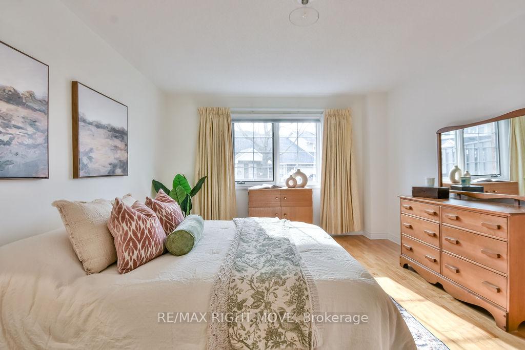 Photo 13 of Unit 304, 30 Museum Drive, Orillia — HOMEH