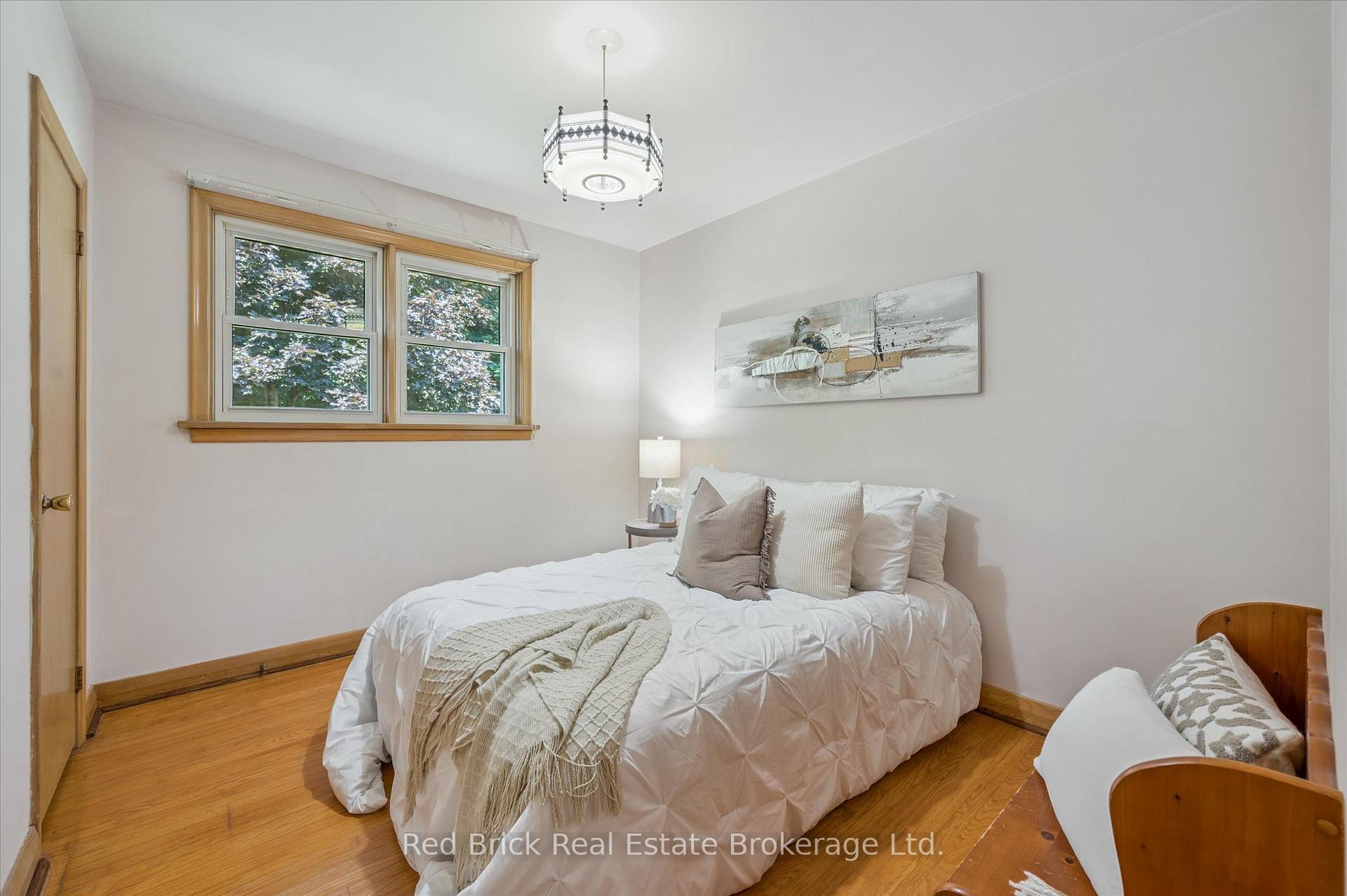 Photo 15 of 260 Speedvale Avenue E, Guelph, Riverside Park — HOMEH