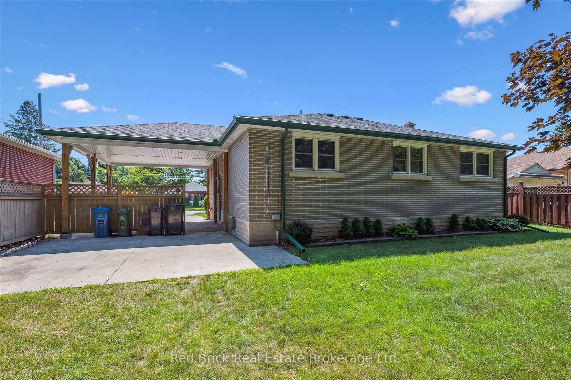 Photo 33 of 260 Speedvale Avenue E, Guelph, Riverside Park — HOMEH