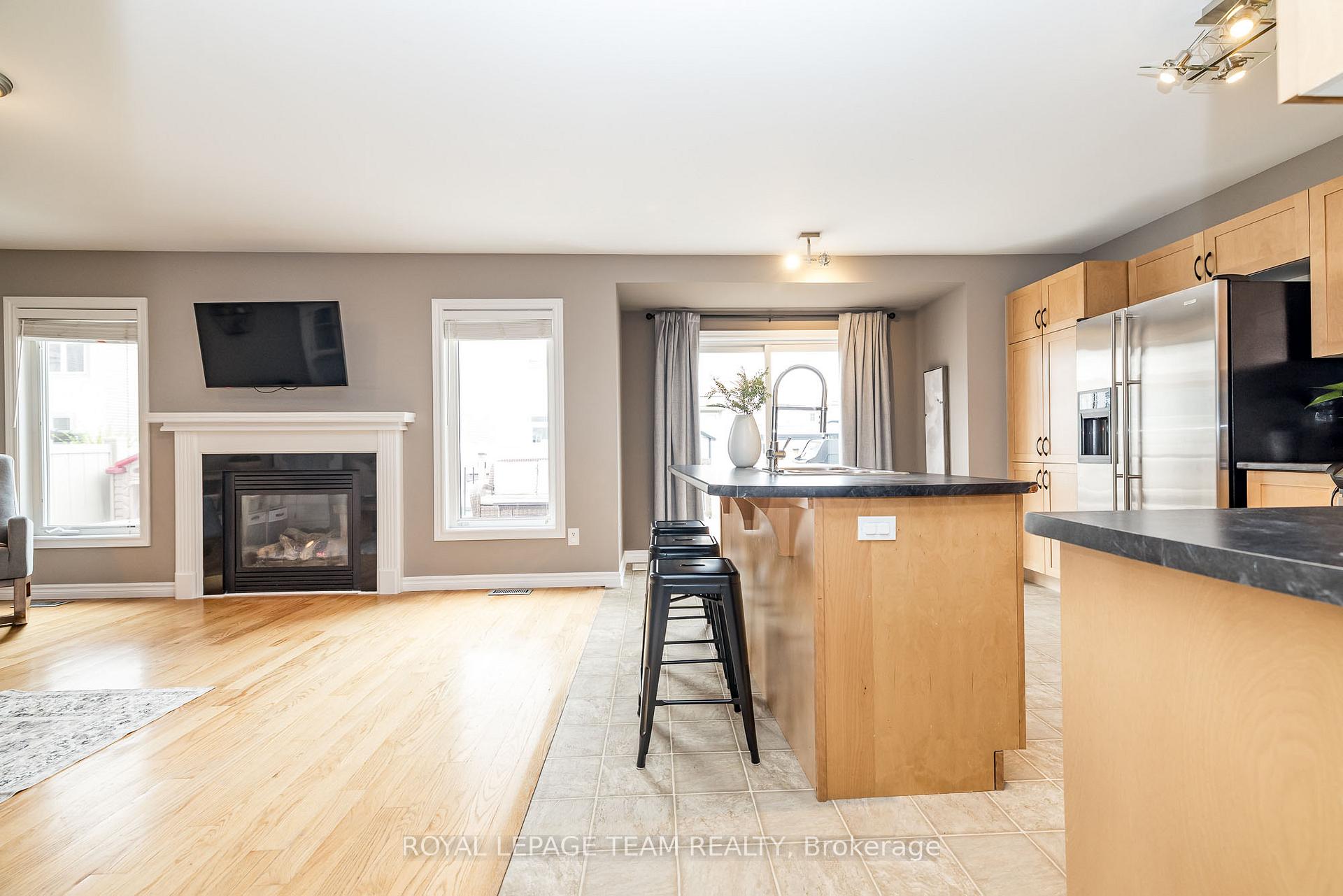 Photo 11 of 2315 River Mist Road, Ottawa, Barrhaven - Half Moon Bay — HOMEH