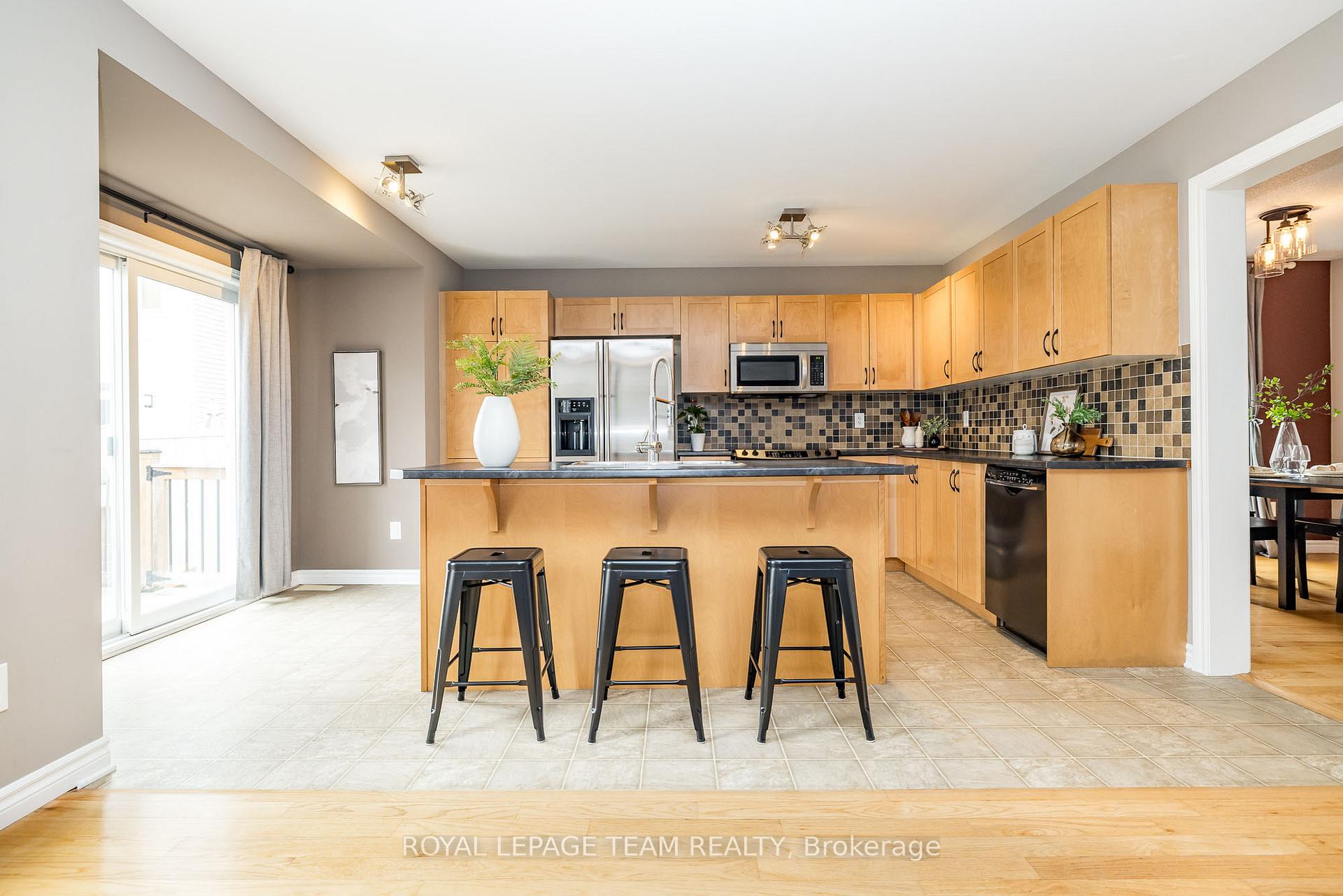 Photo 12 of 2315 River Mist Road, Ottawa, Barrhaven - Half Moon Bay — HOMEH