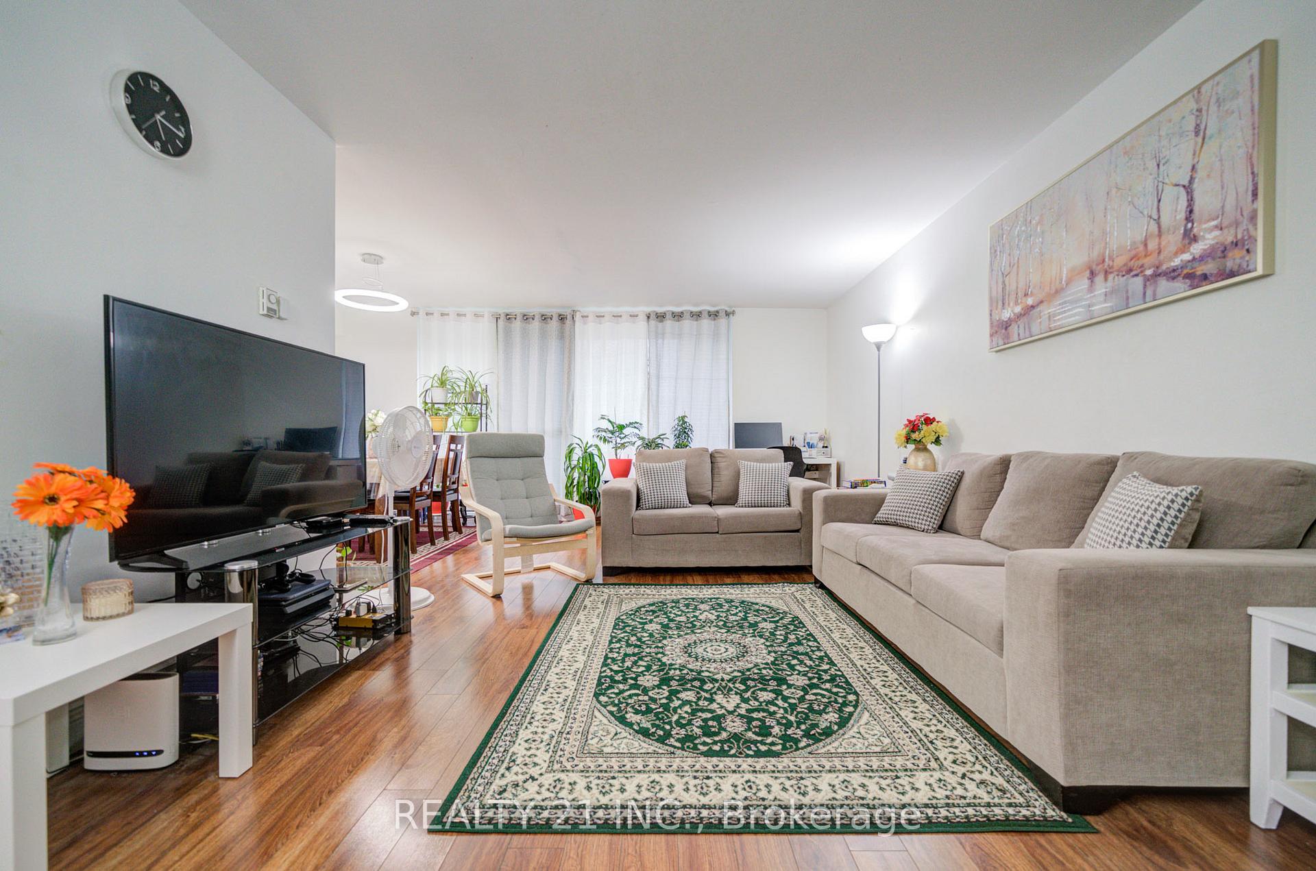 Photo 10 of Unit 1911, 5 Massey Square, Toronto, Crescent Town — HOMEH