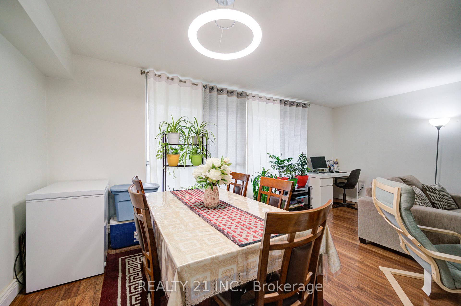 Photo 23 of Unit 1911, 5 Massey Square, Toronto, Crescent Town — HOMEH