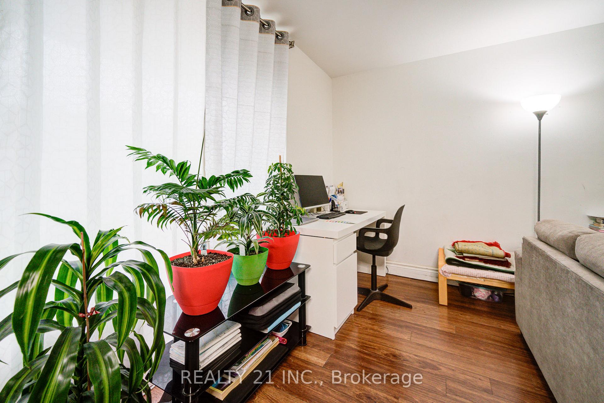 Photo 25 of Unit 1911, 5 Massey Square, Toronto, Crescent Town — HOMEH