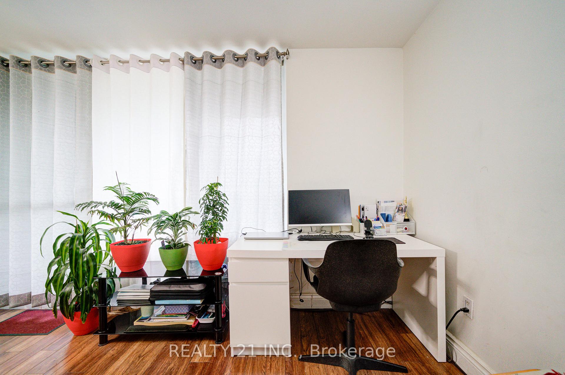 Photo 20 of Unit 1911, 5 Massey Square, Toronto, Crescent Town — HOMEH