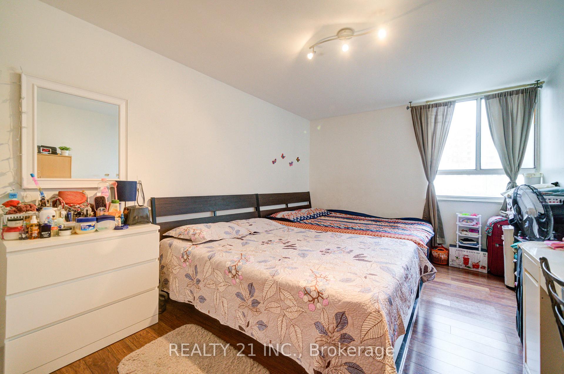 Photo 16 of Unit 1911, 5 Massey Square, Toronto, Crescent Town — HOMEH