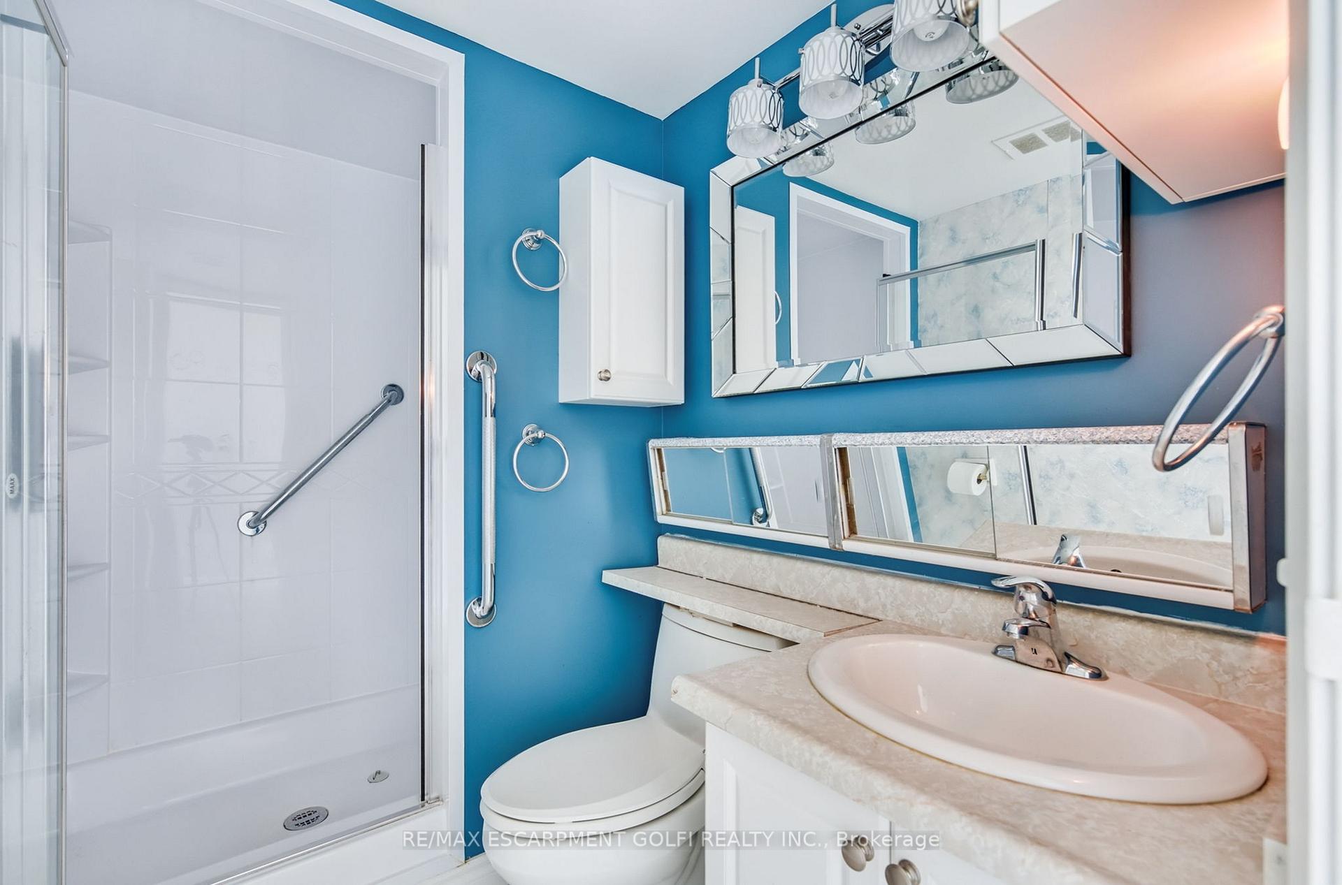 Photo 6 of Unit 1804, 75 Queen Street, Hamilton, Strathcona — HOMEH