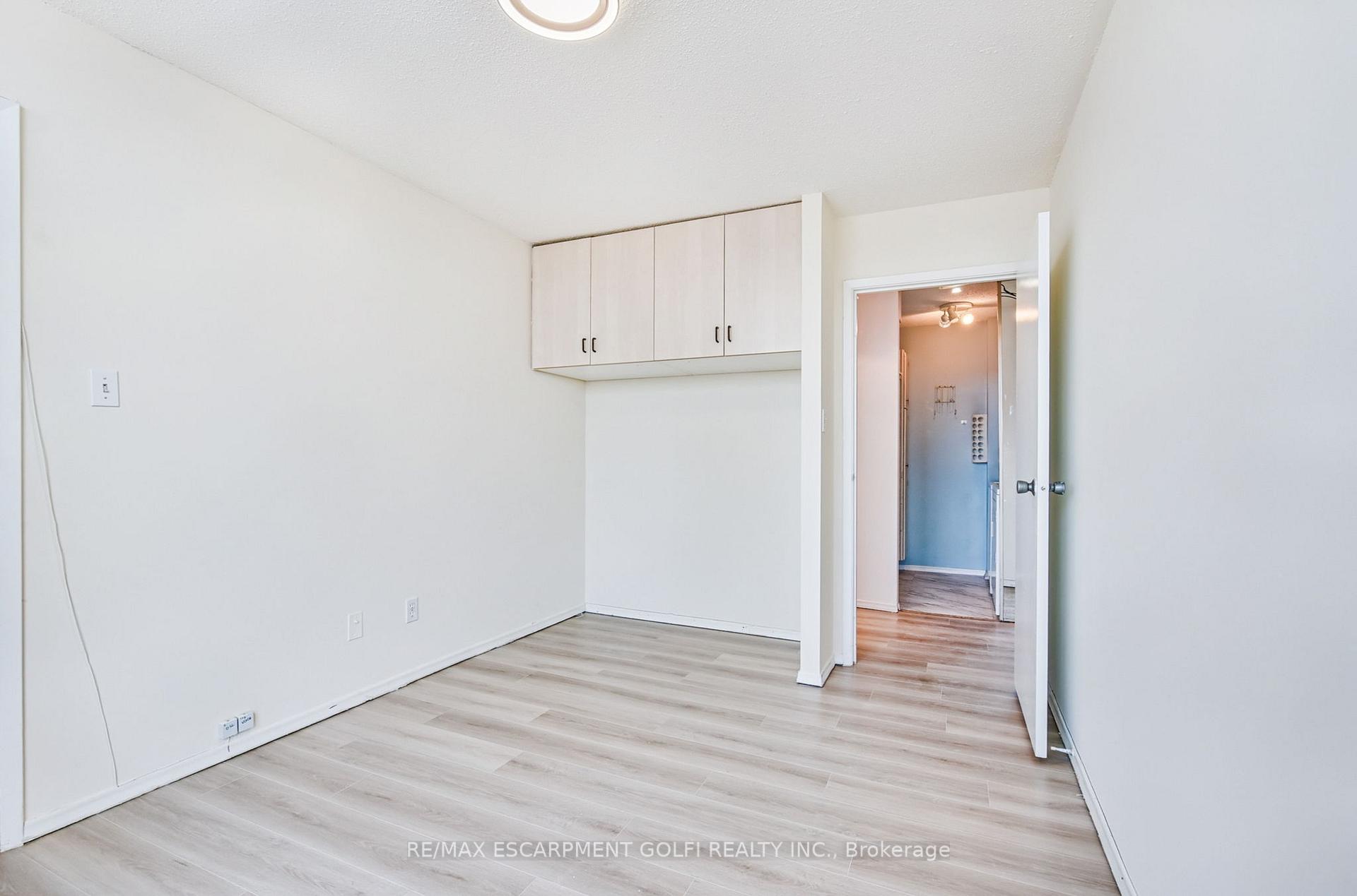 Photo 23 of Unit 1804, 75 Queen Street, Hamilton, Strathcona — HOMEH
