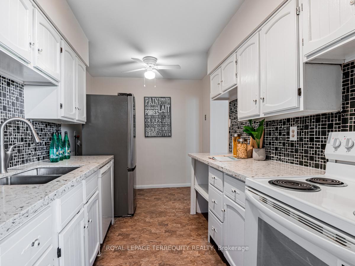Photo 15 of Unit 503, 3420 Eglinton Avenue E, Scarborough, Scarborough Village — HOMEH