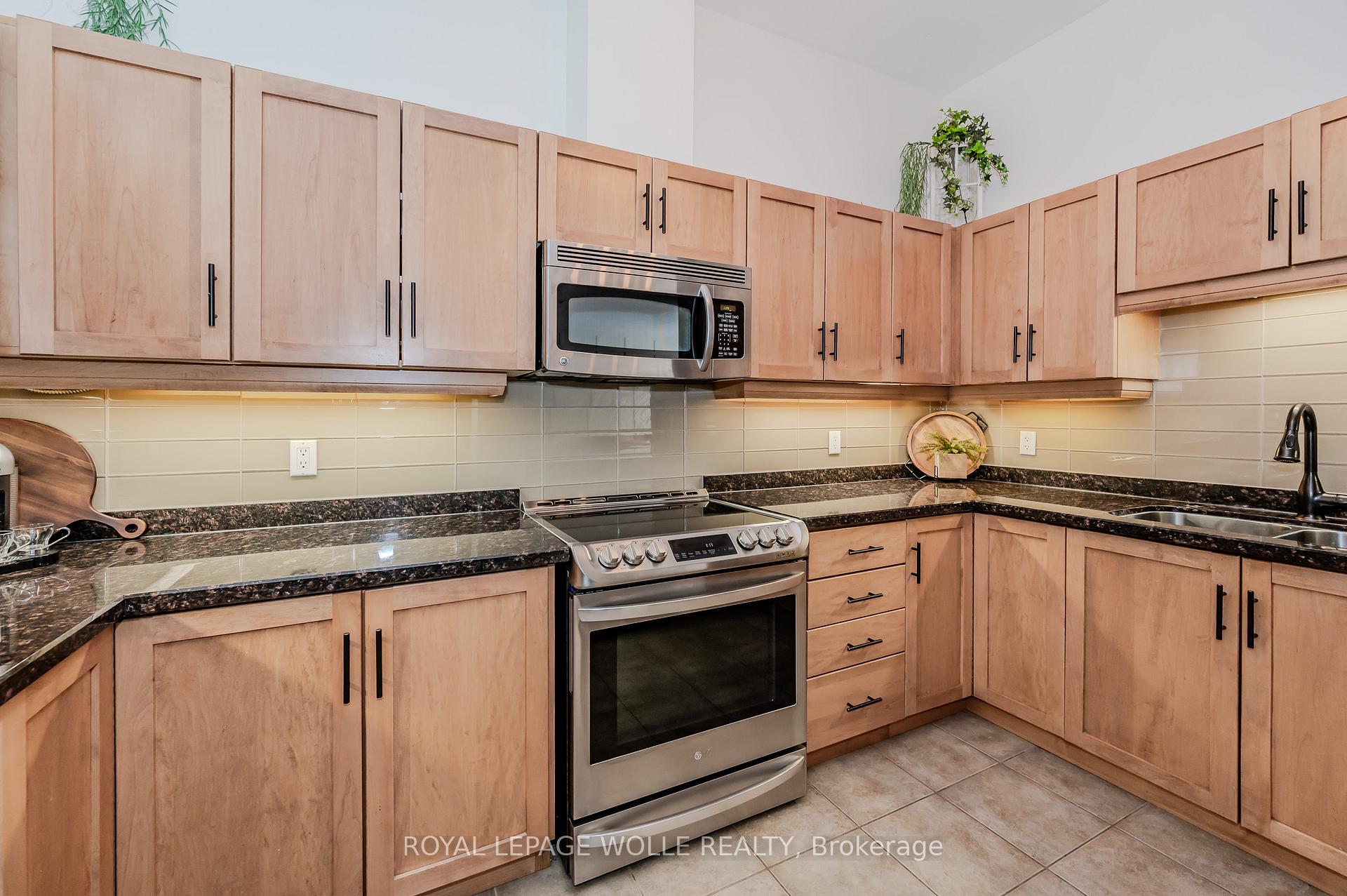 Photo 11 of Unit 315, 165 Duke Street E, Kitchener — HOMEH